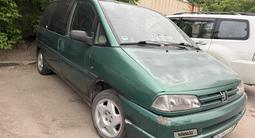 Peugeot 806 1998 года за 2 000 000 тг. в Алматы – фото 3