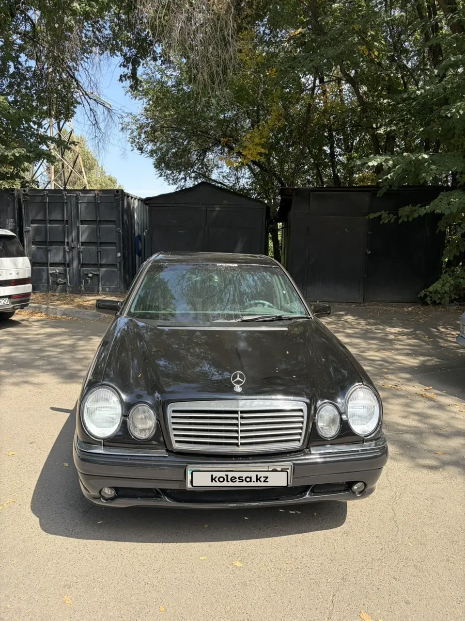Mercedes-Benz E-Class, 1995