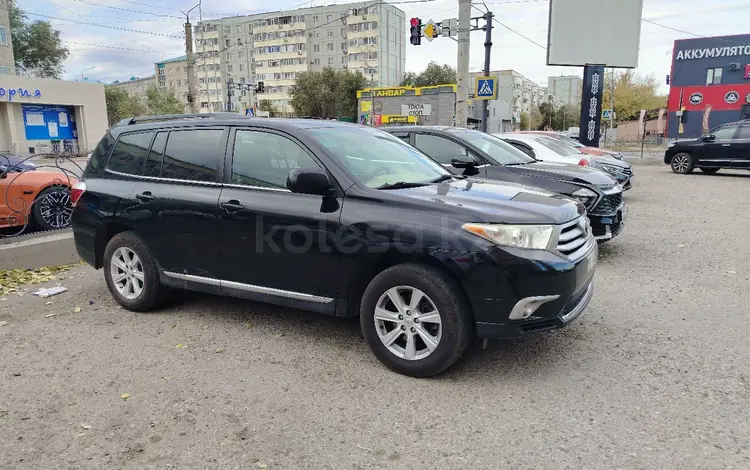 Toyota Highlander 2013 года за 9 500 000 тг. в Актобе