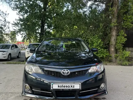 Toyota Camry 2014 года за 7 000 000 тг. в Алматы