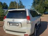 Toyota Land Cruiser Prado 2011 годаүшін11 000 000 тг. в Уральск – фото 4