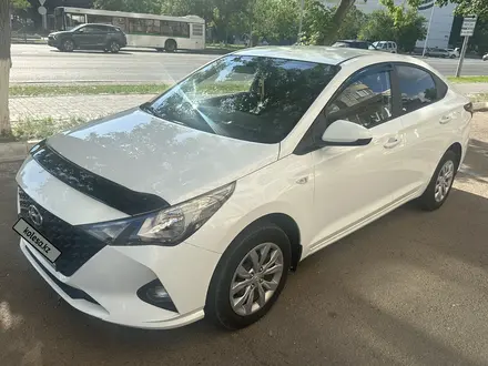 Hyundai Accent 2020 года за 6 000 000 тг. в Астана – фото 2