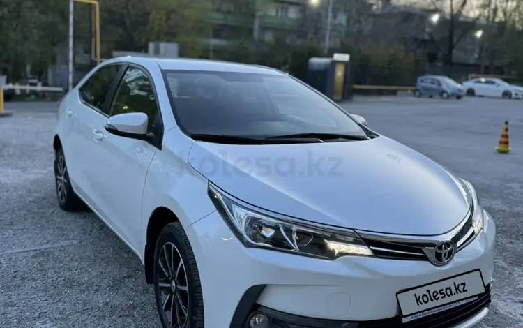 Toyota Corolla 2018 года за 8 900 000 тг. в Шымкент