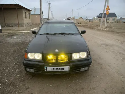 BMW 320 1992 года за 800 000 тг. в Тараз