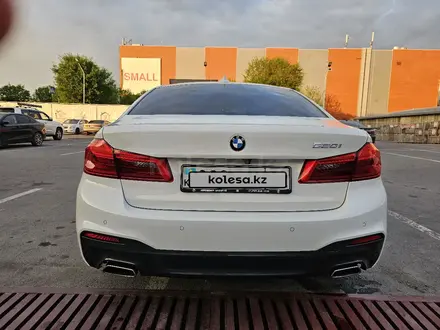 BMW 520 2019 года за 18 500 000 тг. в Алматы – фото 6
