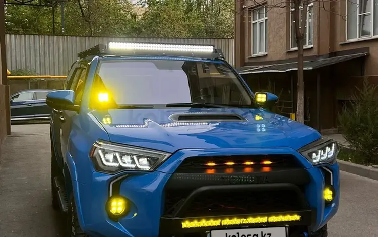 Toyota 4Runner 2019 года за 26 000 000 тг. в Алматы