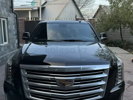 Cadillac Escalade 2020 года за 32 800 000 тг. в Алматы