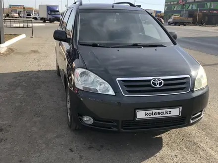 Toyota Avensis Verso 2002 года за 5 900 000 тг. в Актобе – фото 2