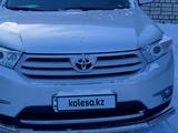 Toyota Highlander 2013 года за 15 000 000 тг. в Семей