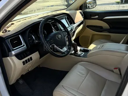 Toyota Highlander 2015 года за 12 700 000 тг. в Алматы – фото 11