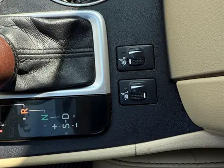 Toyota Highlander 2015 года за 12 700 000 тг. в Алматы