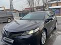 Toyota Camry 2018 года за 13 000 000 тг. в Алматы – фото 3