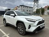 Toyota RAV4 2022 года за 18 000 000 тг. в Алматы – фото 2