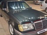Mercedes-Benz E 220 1994 года за 2 200 000 тг. в Тараз – фото 2