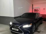 Lexus ES 350 2020 года за 27 000 000 тг. в Алматы