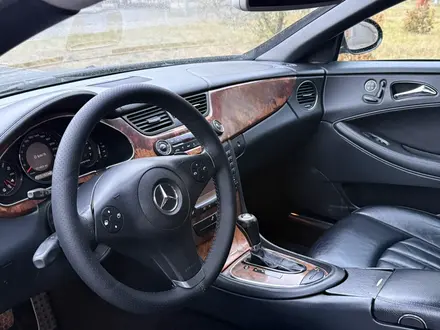 Mercedes-Benz CLS 350 2006 года за 7 200 000 тг. в Астана – фото 14