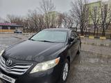 Toyota Camry 2011 года за 7 400 000 тг. в Астана – фото 2