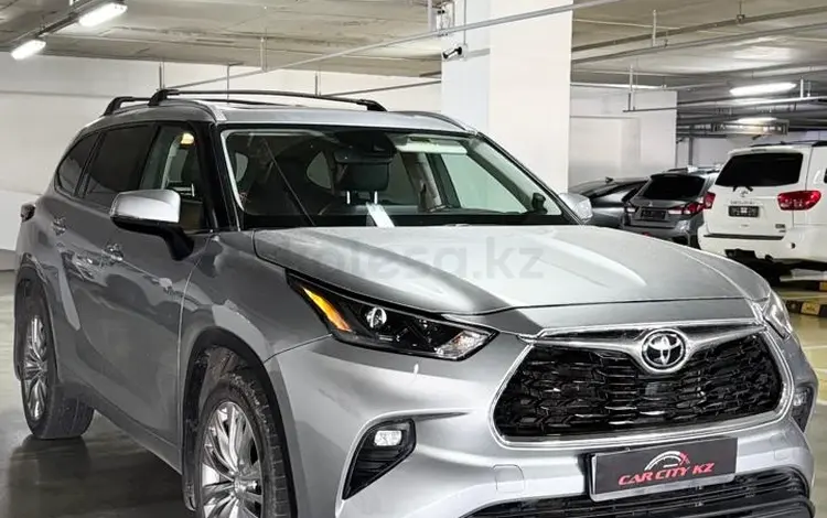 Toyota Highlander 2022 года за 23 500 000 тг. в Астана