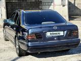 Mercedes-Benz E 230 1996 года за 2 000 000 тг. в Шымкент – фото 2