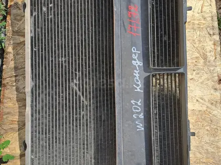 Радиатор кондиционера на Мерседес 202 за 25 000 тг. в Караганда