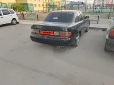 Toyota Camry, 1992