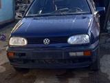 Volkswagen Golf 1993 годаүшін1 500 000 тг. в Актобе