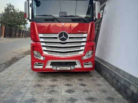 Mercedes-Benz  Actros 2015 года за 25 000 000 тг. в Шымкент – фото 3