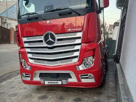 Mercedes-Benz  Actros 2015 года за 25 000 000 тг. в Шымкент – фото 4