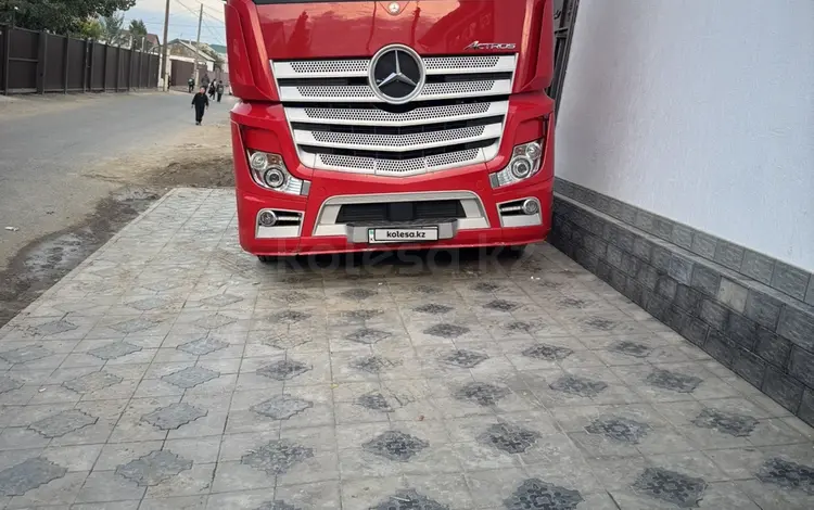 Mercedes-Benz  Actros 2015 годаүшін25 000 000 тг. в Шымкент