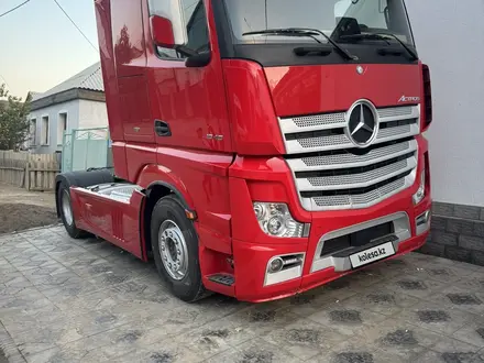 Mercedes-Benz  Actros 2015 года за 25 000 000 тг. в Шымкент – фото 6