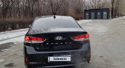 Hyundai Sonata 2018 годаfor9 500 000 тг. в Семей – фото 5