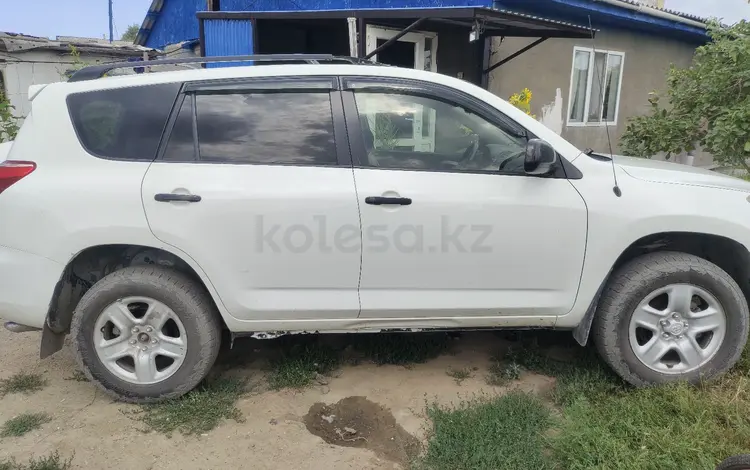 Toyota RAV4 2007 годаfor8 000 000 тг. в Семей