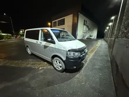 Volkswagen Caravelle 2009 года за 9 900 000 тг. в Алматы – фото 10