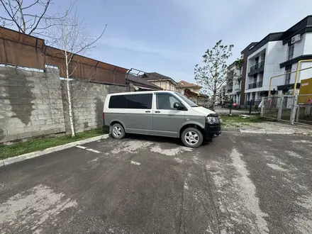 Volkswagen Caravelle 2009 года за 9 900 000 тг. в Алматы – фото 12