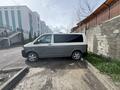 Volkswagen Caravelle 2009 года за 9 900 000 тг. в Алматы – фото 17