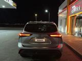 Toyota Highlander 2020 года за 14 000 000 тг. в Актобе – фото 3
