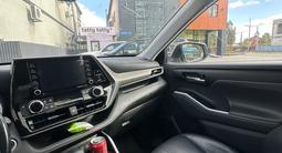 Toyota Highlander 2020 года за 14 000 000 тг. в Актобе – фото 5