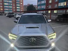 Toyota Tacoma, 2020