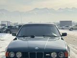 BMW 525 1990 года за 1 950 000 тг. в Алматы