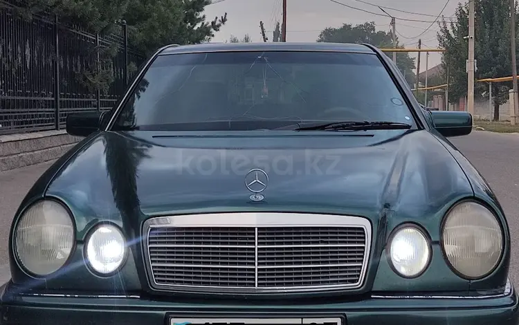 Mercedes-Benz E 200 1996 годаүшін2 150 000 тг. в Алматы