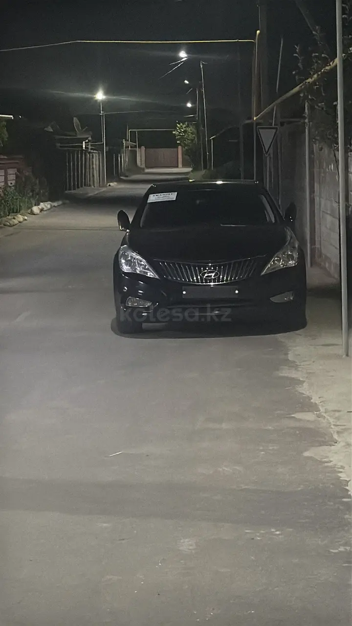 Hyundai Grandeur, 2011