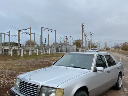 Mercedes-Benz E 230 1992 года за 1 650 000 тг. в Алматы – фото 2