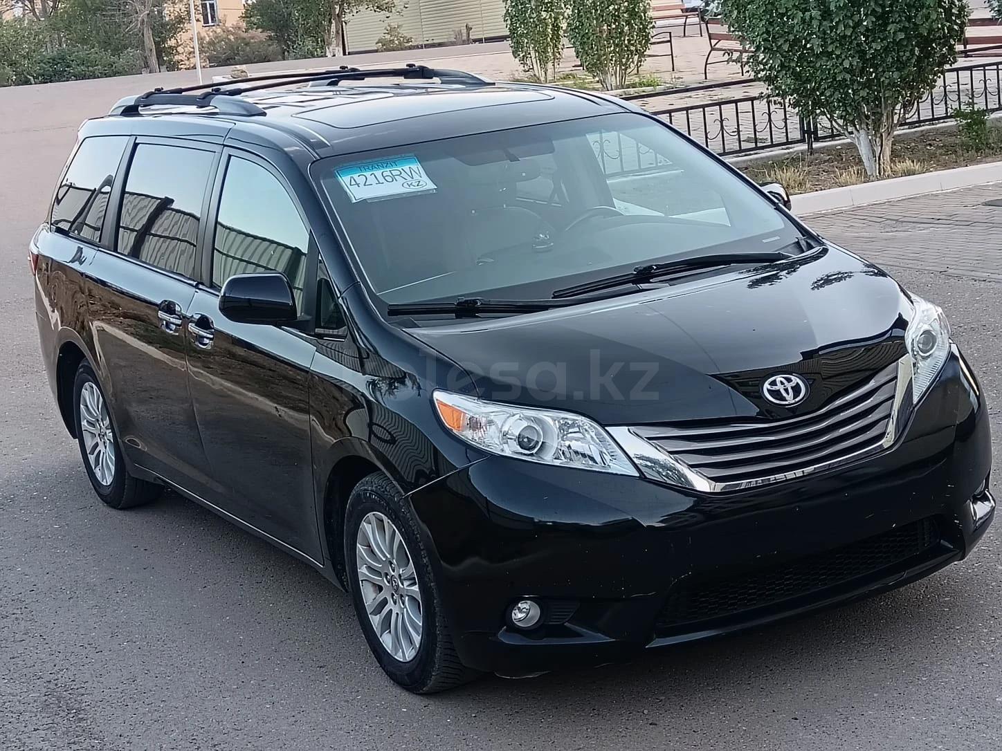 Toyota Sienna 2016 г.