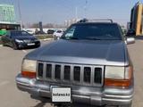 Jeep Grand Cherokee 1997 года за 2 700 000 тг. в Караганда – фото 2