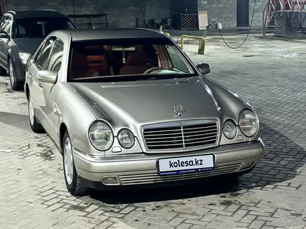 Mercedes-Benz E 280 1999 года за 3 600 000 тг. в Алматы – фото 2