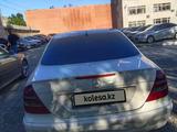 Mercedes-Benz E 320 2004 годаүшін5 600 000 тг. в Костанай – фото 2