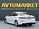 Kia Optima 2018 года за 7 850 000 тг. в Актобе – фото 4
