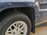 Jeep Grand Cherokee 2002 годаүшін4 200 000 тг. в Алматы – фото 5