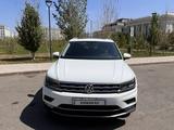 Volkswagen Tiguan 2017 года за 12 500 000 тг. в Алматы – фото 2