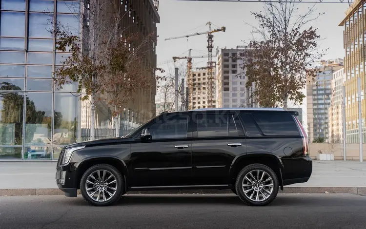 Cadillac Escalade 2020 годаүшін45 000 000 тг. в Алматы